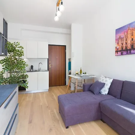 Apartment Bright Terrace In Eleganza E Relax Milan
