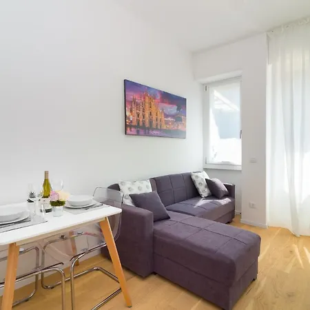 Apartment Bright Terrace In Eleganza E Relax Milan