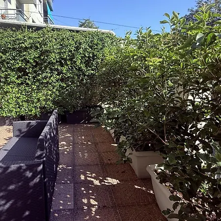 Апартаменты Bright Terrace In